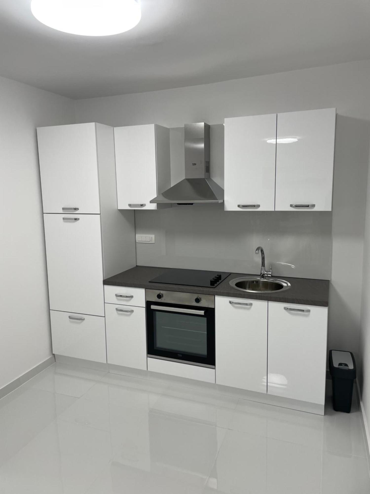 Apartment White Zagreb - Private Parking&Garage Exterior foto